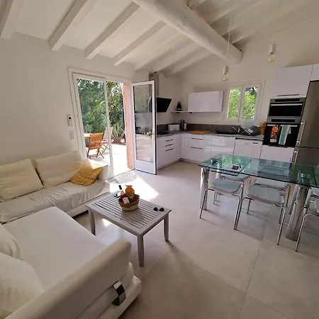 Holiday home Santa Giulia Superbe 8 Personnes 150m *