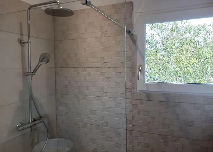 Santa Giulia Superbe 8 Personnes 150m Holiday home